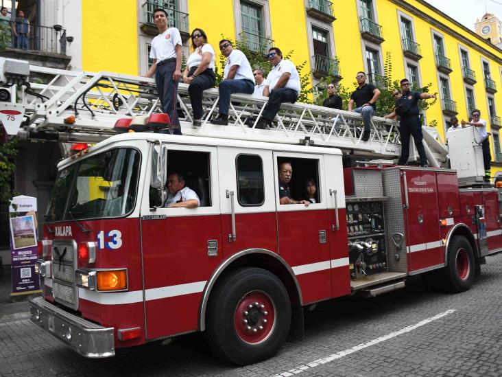 Bomberos de Xalapa necesitan renovar equipos para atender a población