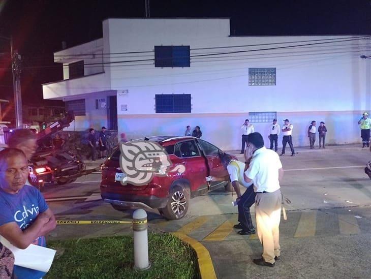 Chocan taxi y camioneta del año en Orizaba ¡Encontronazo!