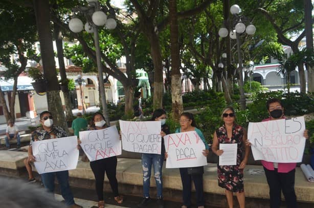 Rosa exige justicia por la muerte de su esposo atropellado en Veracruz; aseguradora omisa desde hace 3 años