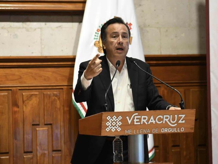 Al estilo de Duarte, culpa Cuitláhuac a medios de magnificar asaltos en la Veracruz-Puebla