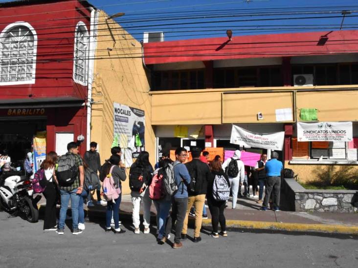 Estudiantes toman campus del Tecnológico de Zongolica; piden salida de director (+Video)