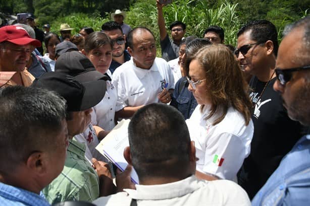Rocío Nahle levanta el dedo y dice sí a la gubernatura de Veracruz