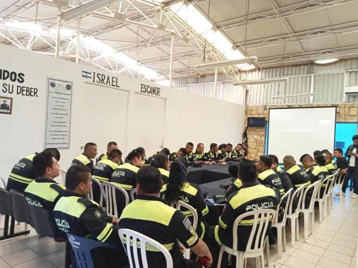 Capacitan a policías de Córdoba en derechos humanos