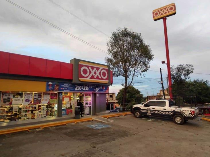 Vuelven a asaltar conocida tienda en colonia Higueras de Xalapa
