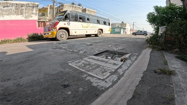Calles inservibles en Lomas 4: vecinos exigen reparación de las avenidas