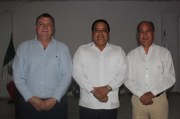 CANACO Servytur Veracruz reinaugura el salón ‘Benito Ramos Fierro’