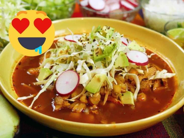 ¿Celebrarás el 15 con pozole? Esto es lo que cuesta preparar uno en Xalapa