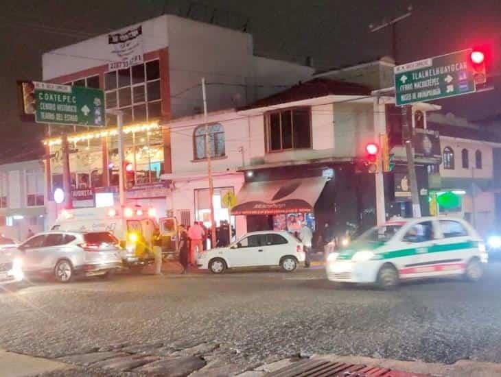 Arrollan a adulto mayor en conocido crucero de Xalapa