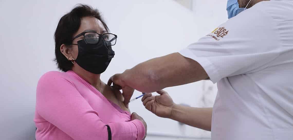 Estas personas serán las primeras en ser vacunadas contra covid en Veracruz en octubre