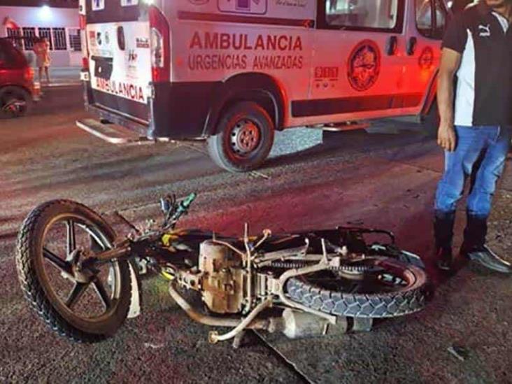 Fuerte choque entre motocicletas deja cuatro lesionados en Martínez de la Torre