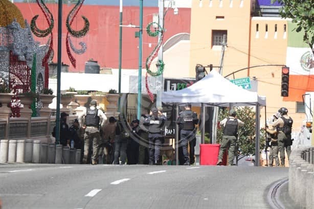 Ultiman detalles para fiesta mexicana en el centro de Xalapa