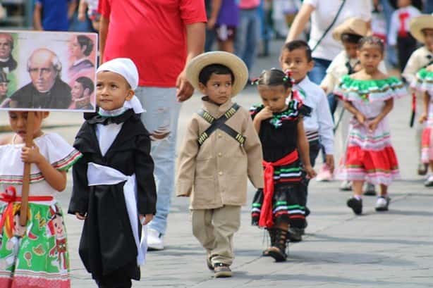 Celebran la Independencia de México en escuelas de Misantla