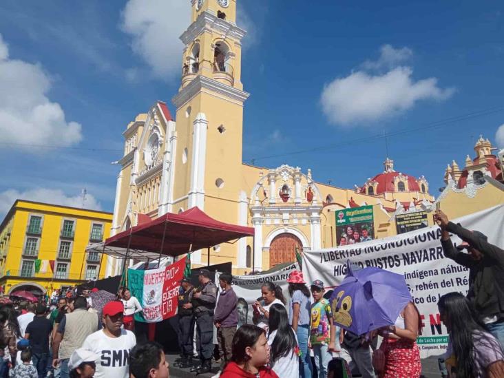 Manifestación del FNLS se mantuvo en el centro de Xalapa