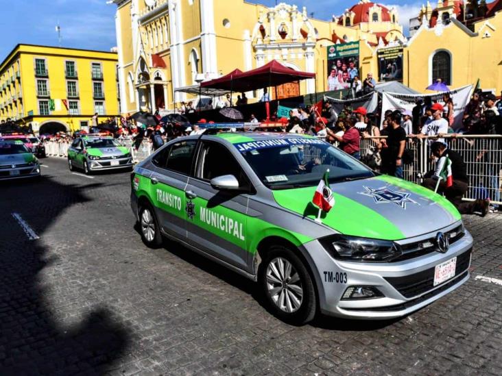 En Xalapa, realizan desfile por la Independencia de México (+Video)