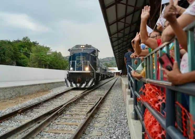 Conoce qué regiones de Veracruz conecta el Tren Interoceánico