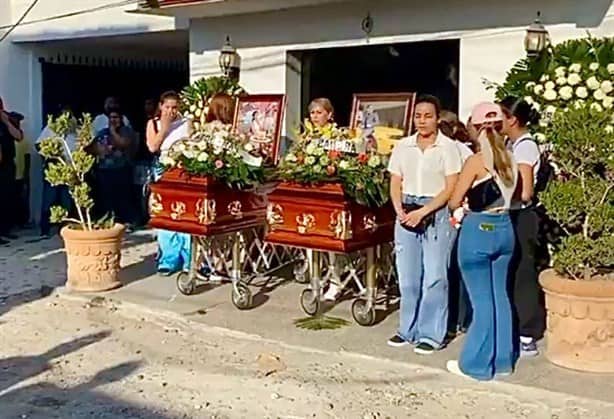 Dan último adiós a doctora e hija asesinadas en Tihuatlán