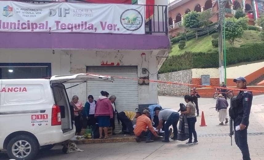 Comerciante muere repentinamente en calles de Tequila