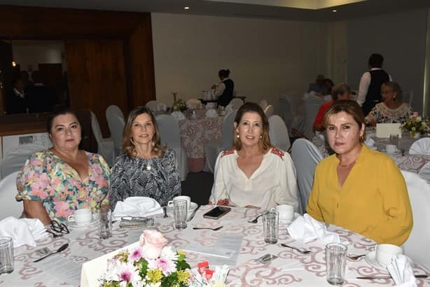 Damas Vicentinas de Veracruz realizan desayuno anual