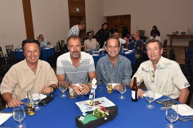 Participantes del Torneo Marlín Azul 2023 de Masters del Golfo disfrutan comida rompehielos