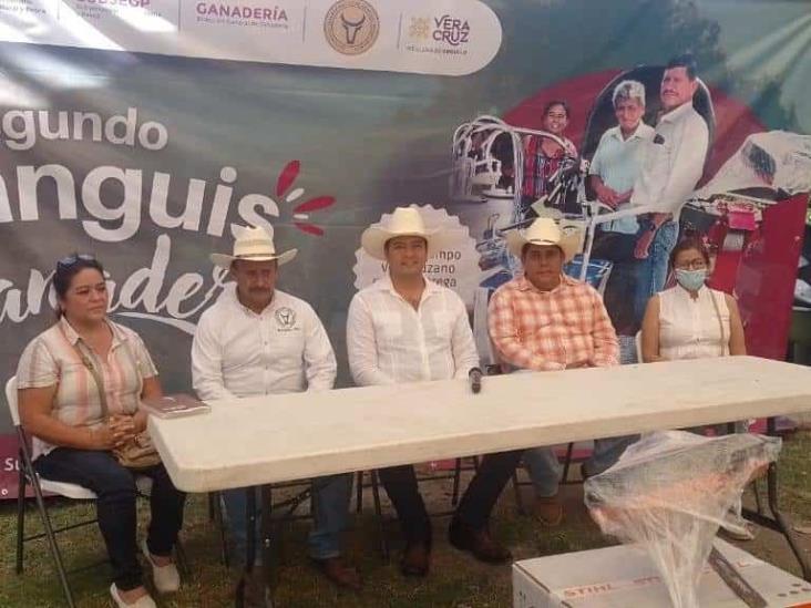 Impulsan Tianguis Ganadero en Misantla