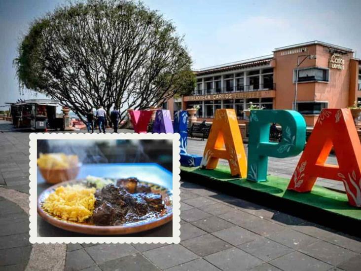 Costilla en salsa de chile seco; este es el platillo representativo de Xalapa