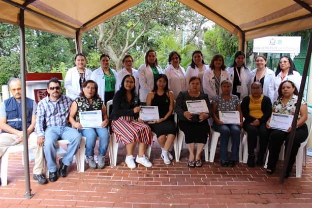 Entrega IMSS Veracruz Norte reconocimientos donadores y familiares de donadores