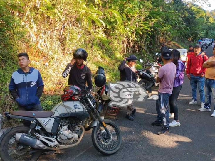 En Córdoba, volcadura de autobús deja 4 lesionados y crisis nerviosa de pasajeros