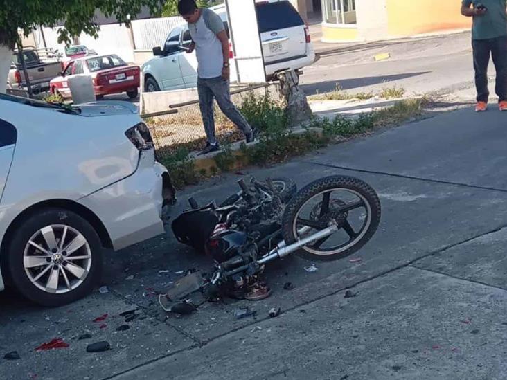 Motociclista hospitalizado tras choque en Martínez de la Torre