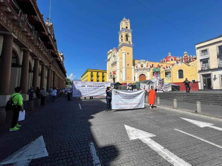 Siguen en lucha pensionados de Veracruz para lograr seguro institucional