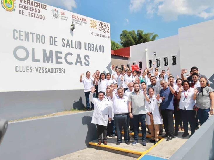 Rehabilitan centro de salud en Coatzintla
