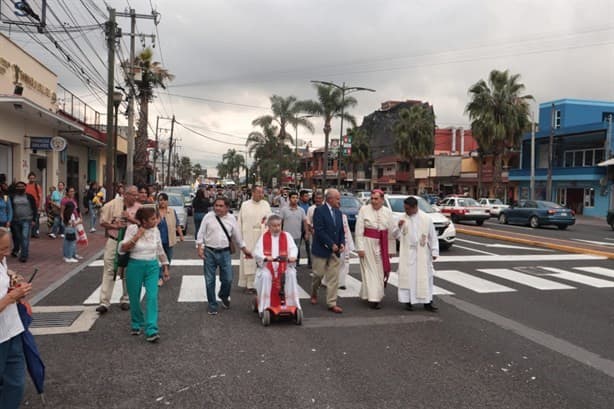 En Orizaba, realizan procesión en honor a San Miguel Arcángel