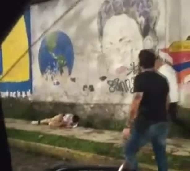 Personal de antro la Pistería saca del local en Xalapa a cliente y le da golpiza (+Video)
