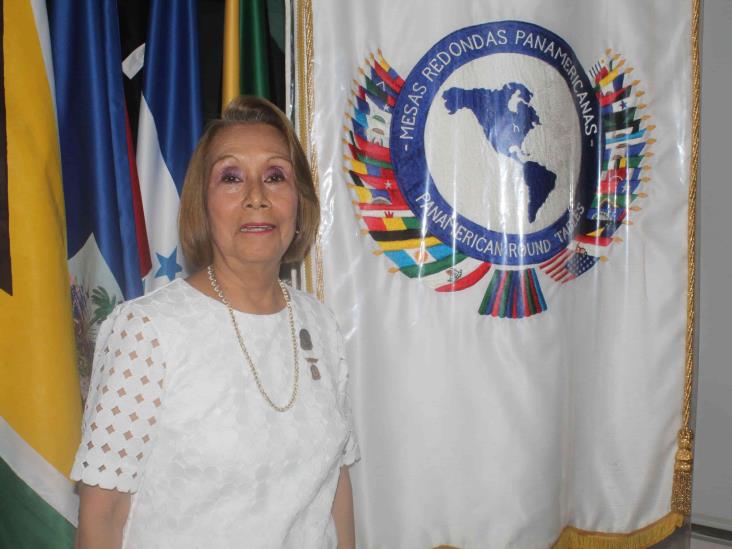 Mesa Redonda Panamericana de Veracruz efectúa ceremonia de cambio de directiva