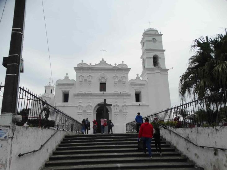 Preocupa a católicos fisura en cúpula de iglesia en Misantla