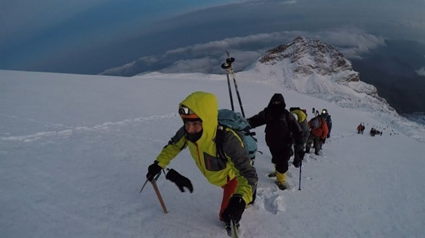 ¿Cuánto tiempo se tarda en subir el Pico de Orizaba?