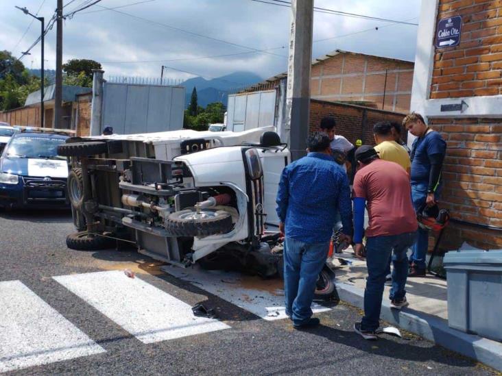 Choque entre motocicletas, en Orizaba, deja dos personas lesionadas (+Video)