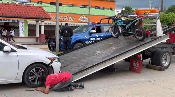 Choque entre auto y motocicleta, en Misantla, deja cuantiosos daños