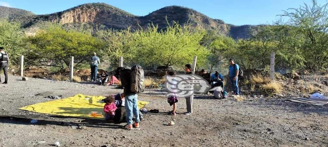 Autobús vuelca y deja 18 migrantes muertos y 36 heridos en la Oaxaca-Puebla
