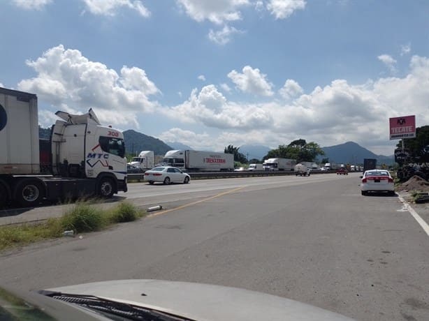 Autopista Orizaba-Fortín, en caos vial por trabajos en Puente de Metlac