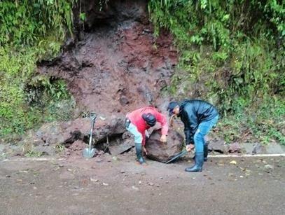 Frente frío 4 causa afectaciones en la carretera Misantla - Xalapa