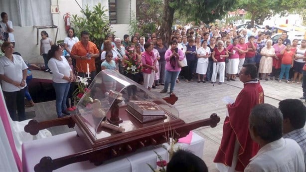 Reliquias de San Rafael Guízar y Valencia recorren Veracruz como celebración