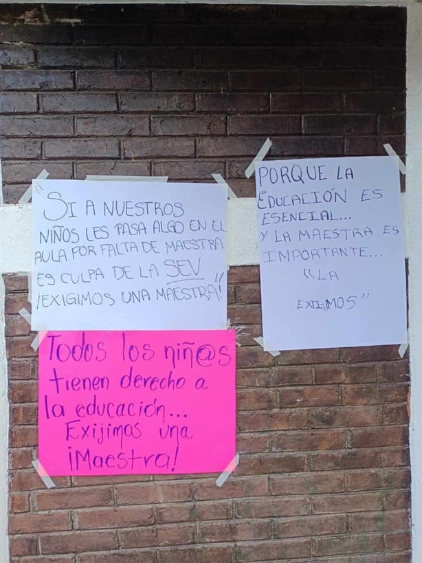 Tras protesta en Jardín de Niños en Maltrata, padres analizan acciones más drásticas