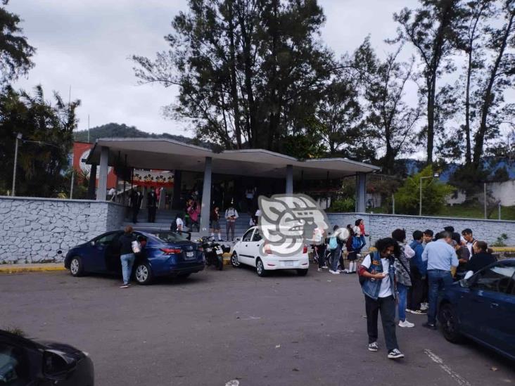 Suspenden clases en la ESBO de Orizaba por embate de Surada (+Video)