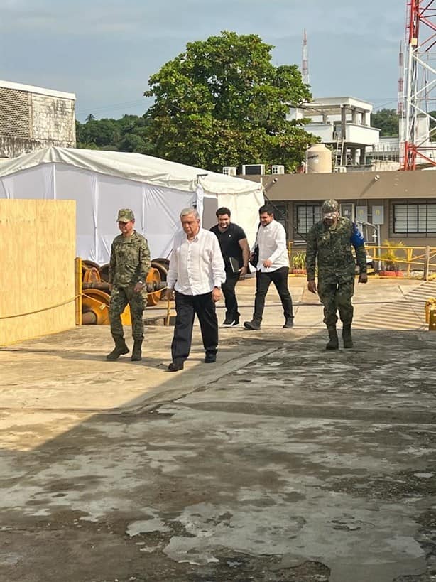 Desde Coatzacoalcos, AMLO pone en marcha corrida de prueba del Tren Interoceánico