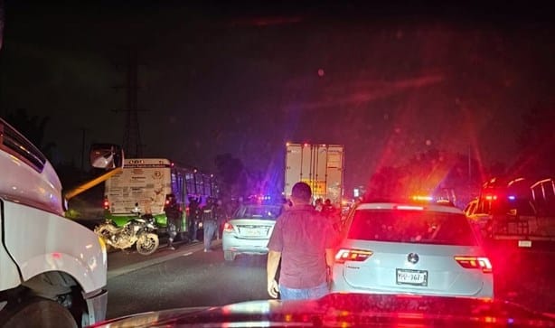 Aseguran en Orizaba tráiler que había sido robado en Puebla