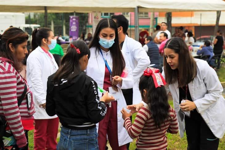 Acercan Salud en tu colonia a Las Minas de Xalapa 