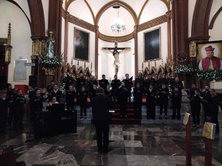 Interpretan misas de Bach en iglesia y catedral de Xalapa