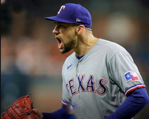 Se pone Rangers a dos triunfos de la Serie Mundial