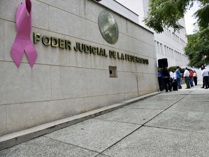 Trabajadores protesta y paran labores en el Poder Judicial Federal en Xalapa tras recortes (+Video)