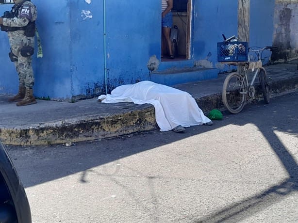Adulto mayor de Veracruz perdió la vida en la vía pública